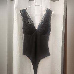 HEYSON Lace bodysuit